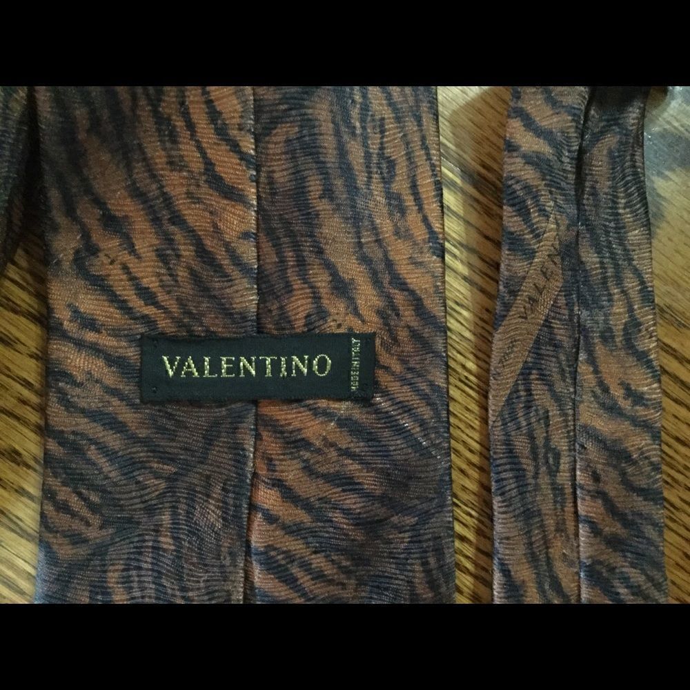 VALENTINO Silk Tie - Picture 3 of 5